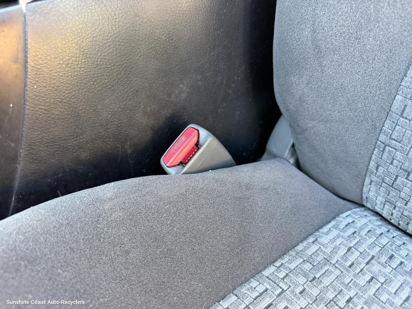 2003-2009 Toyota Prado Seatbelt Stalk