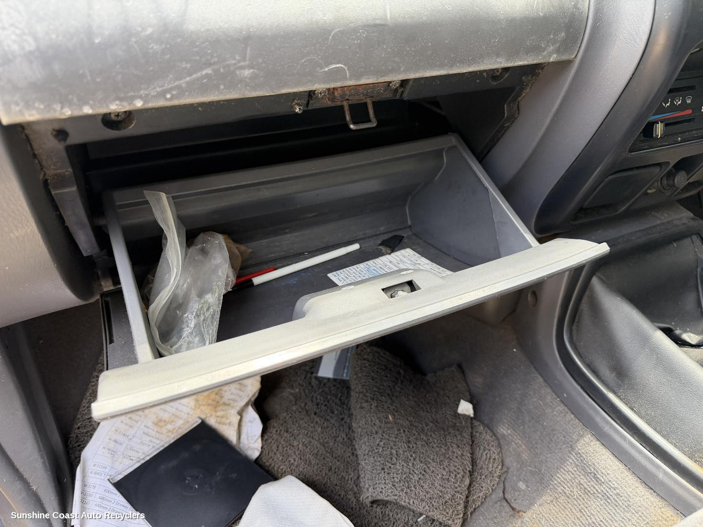 2001 Nissan Navara Glove Box