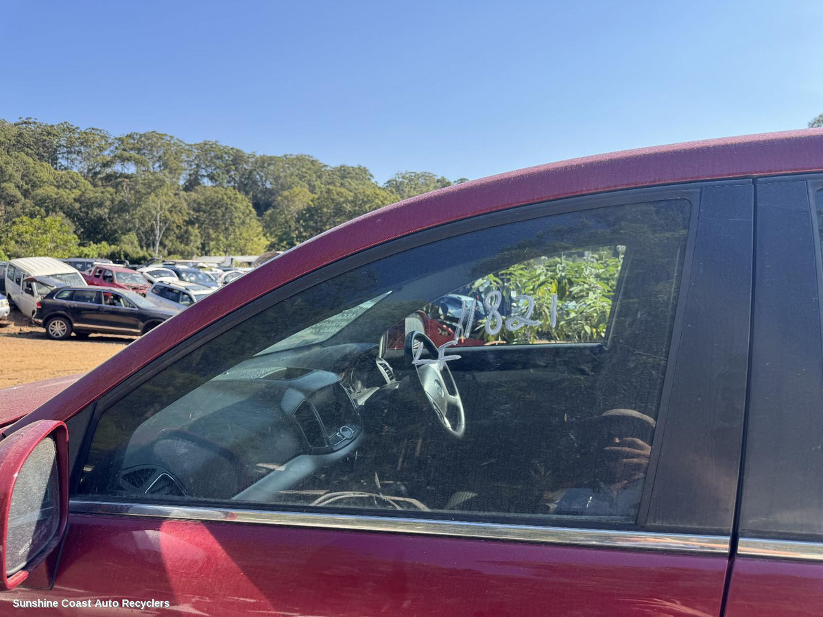 2011-2018 Holden Captiva Left Front Door Window