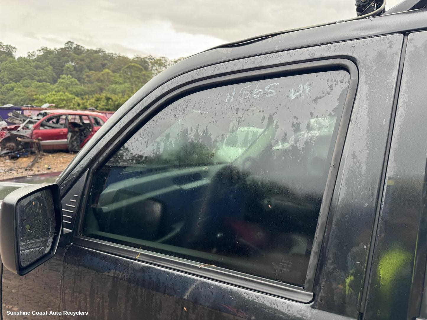 2012 Jeep Cherokee Left Front Door Window