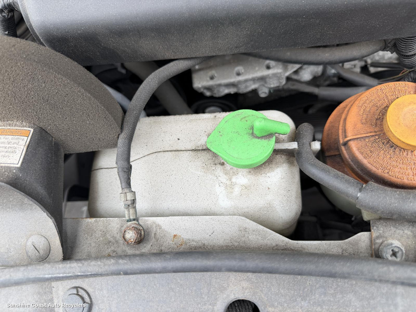 2015 Suzuki Vitara Overflow Bottle