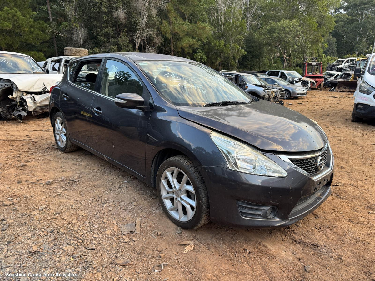 2013-2016 Nissan Pulsar Right Headlamp