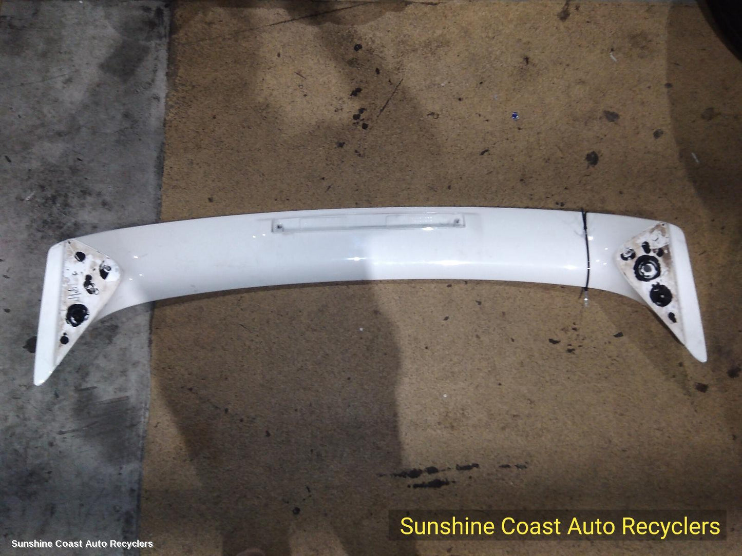 2005 Toyota Camry Rear Spoiler
