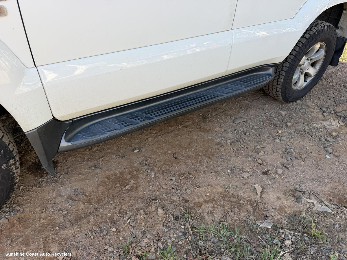 2003-2009 Toyota Prado Side Step Skirt