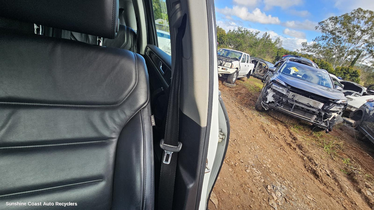 2010-2018 Volkswagen Touareg Seatbelt Stalk