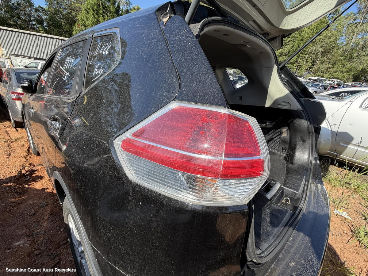 2014-2017 Nissan Xtrail Left Taillight