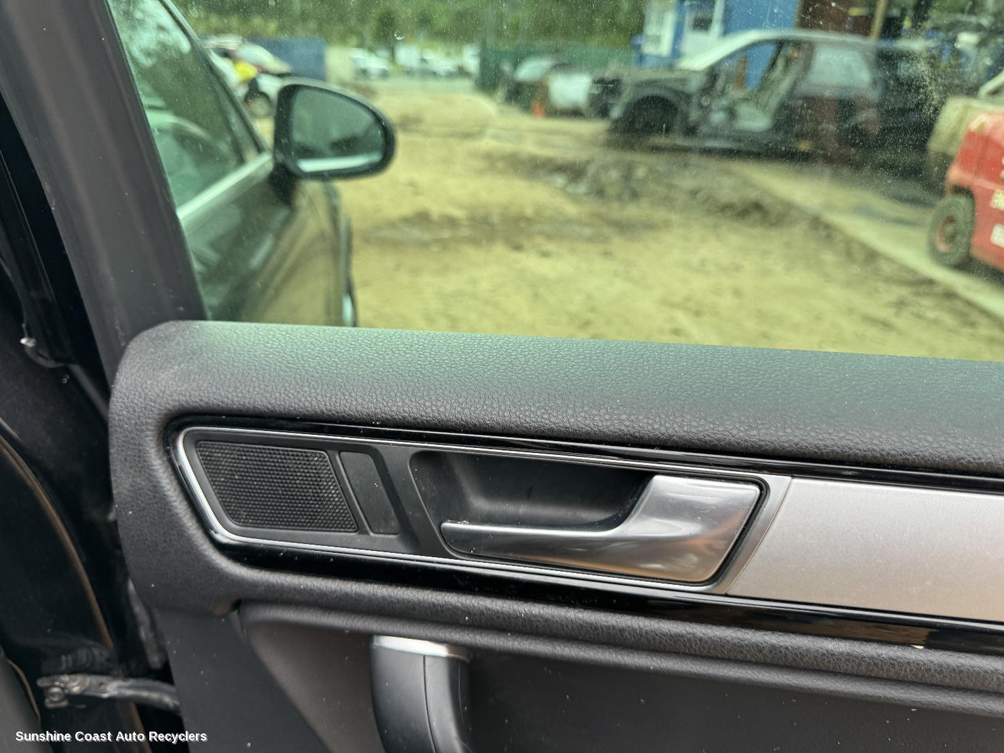 2010-2018 Volkswagen Touareg Door Handle