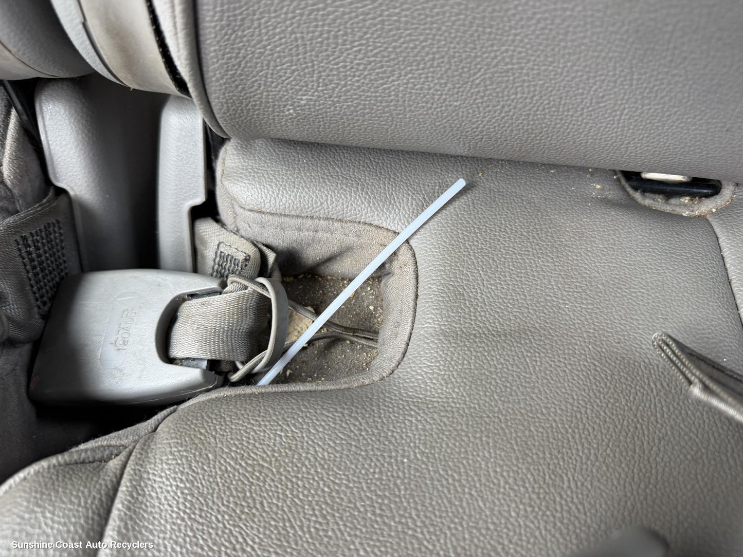 2005-2014 Kia Carnival/grand Carnival Seatbelt Stalk