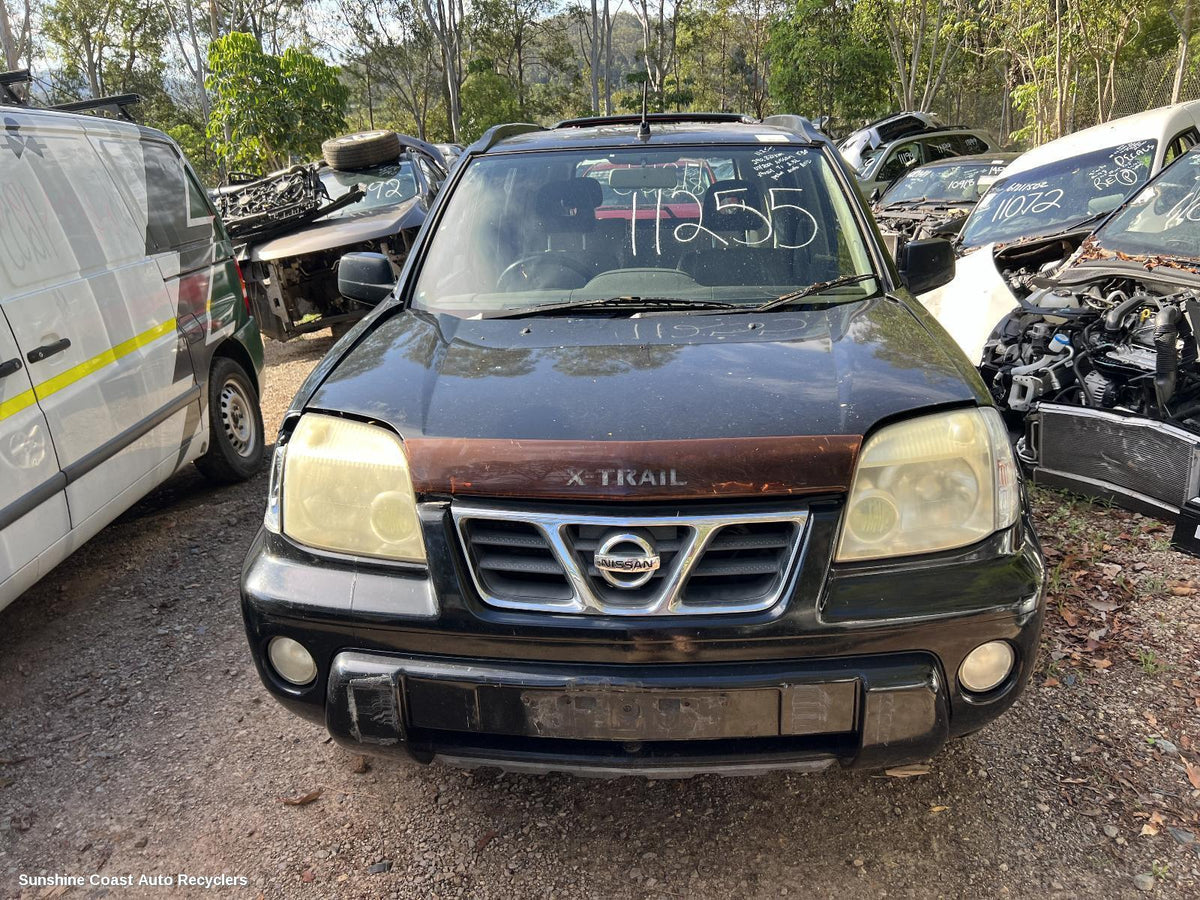 2001-2003 Nissan Xtrail Grille