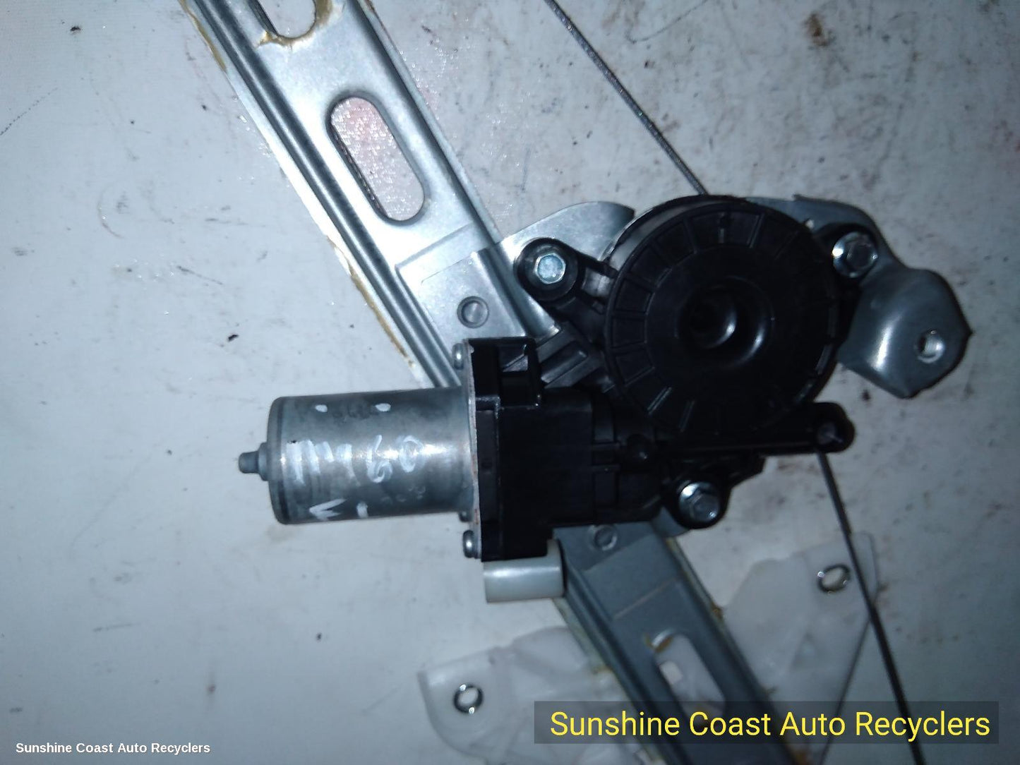 2023 Suzuki S-cross Left Front Window Reg Motor