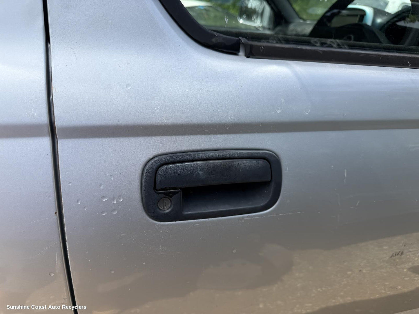 1997-2015 Nissan Navara Door Handle