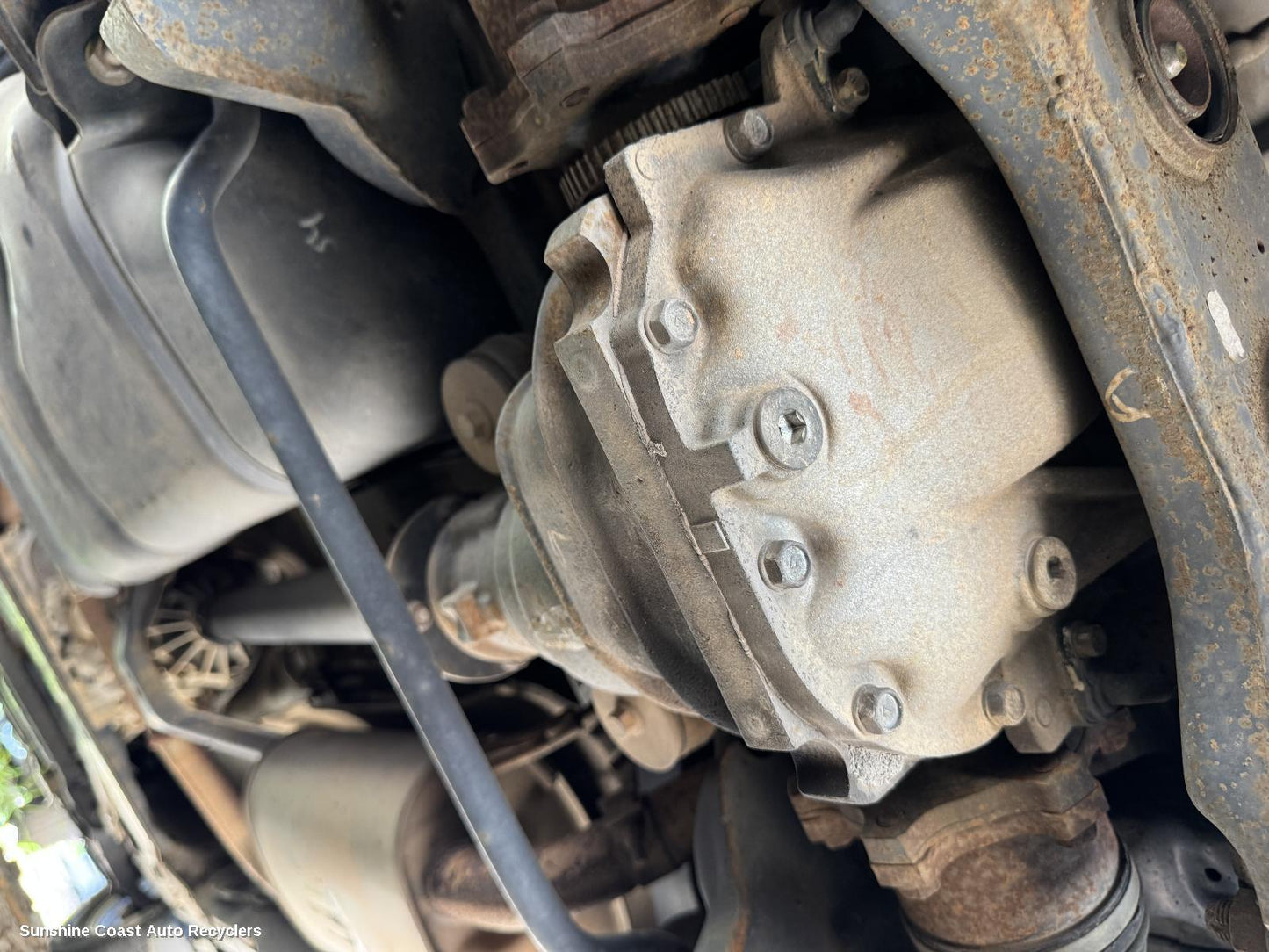 2005-2013 Nissan Pathfinder Differential Centre