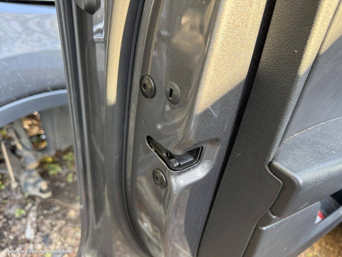 2010-2018 Volkswagen Touareg Door Boot Gate Lock