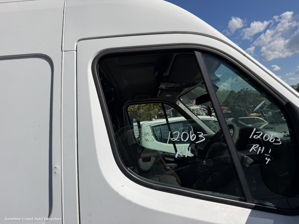 2011-2026 Renault Master Right Front Door Window