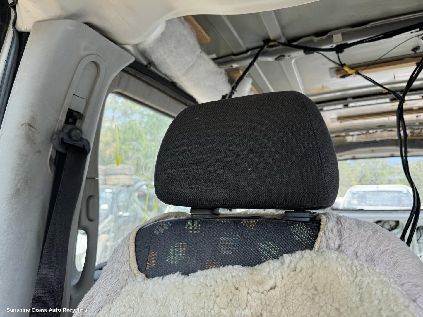 2005 Mercedes Vito Headrest