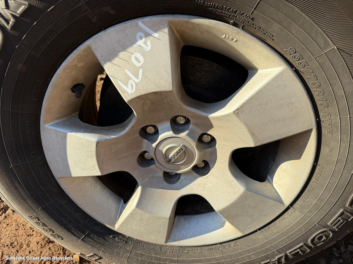 2005-2015 Nissan Navara Wheel Mag