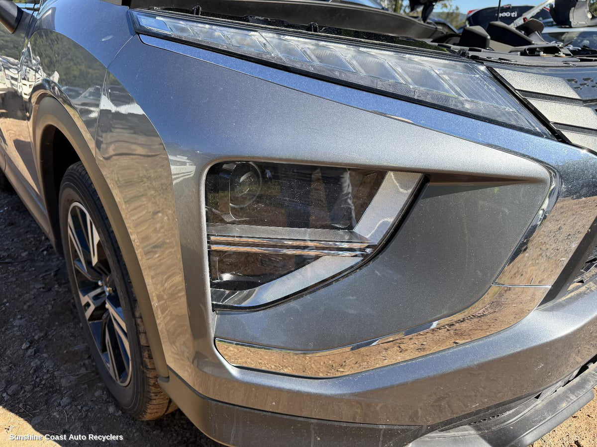 2020-2026 Mitsubishi Eclipse Cross Right Headlamp