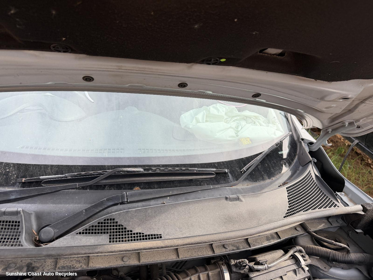 2014 Nissan Juke Wiper Arm