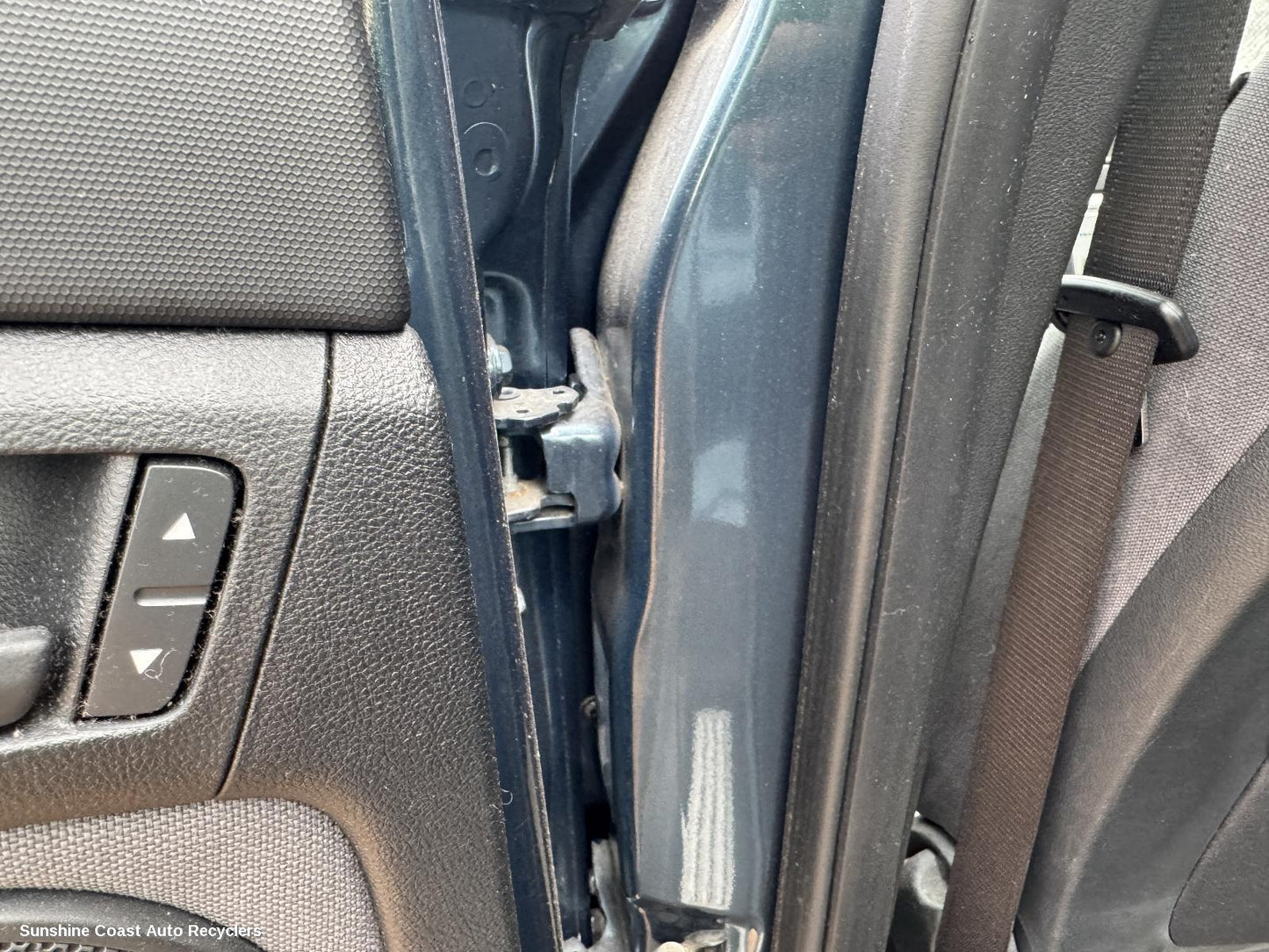 2008 Holden Commodore Pwr Dr Wind Switch