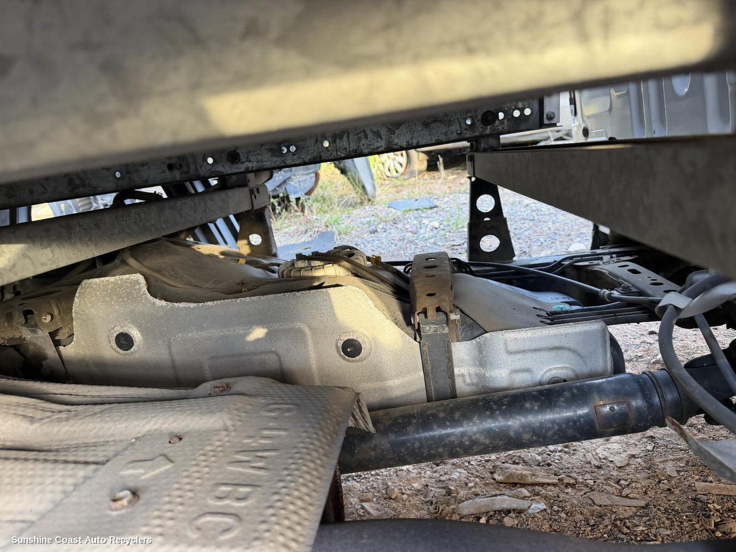 2005-2015 Toyota Hilux Fuel Tank
