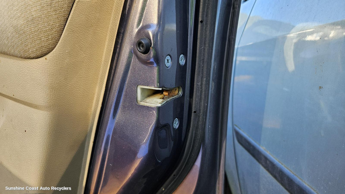 2004-2009 Honda Odyssey Door Boot Gate Lock