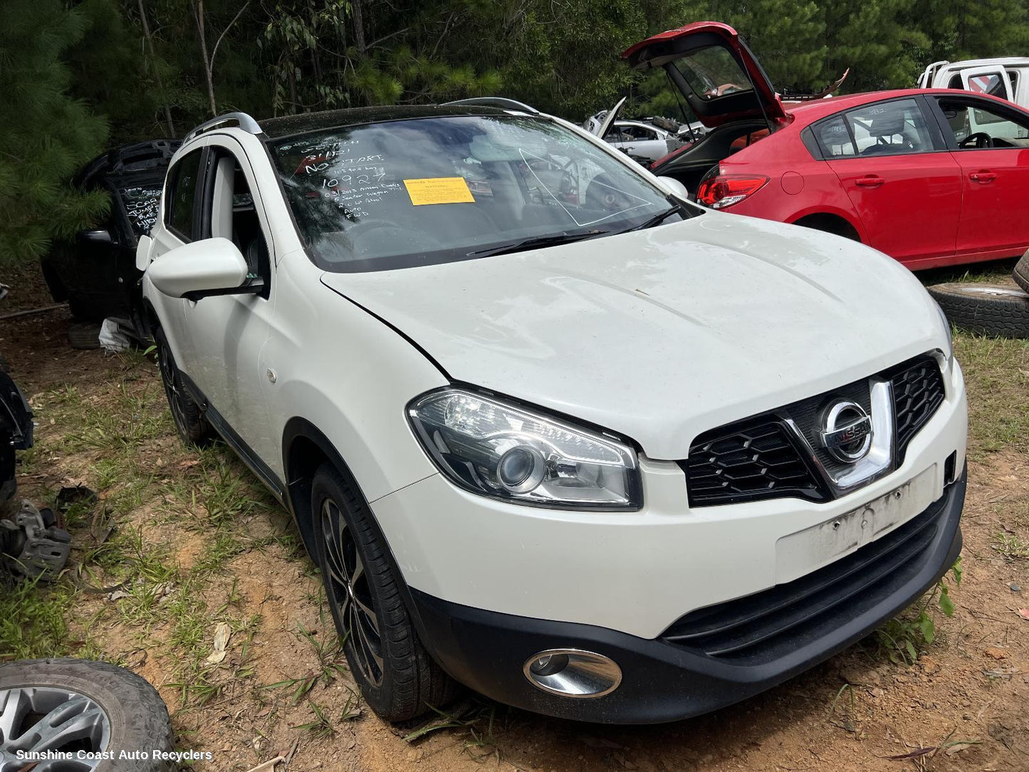 2013 Nissan Dualis Wiper Motor