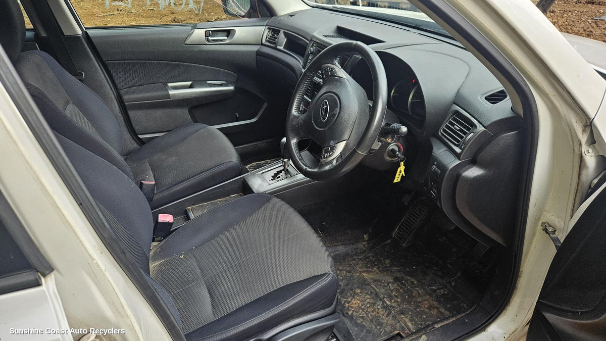2008-2014 Subaru Liberty Air Cleaner Box
