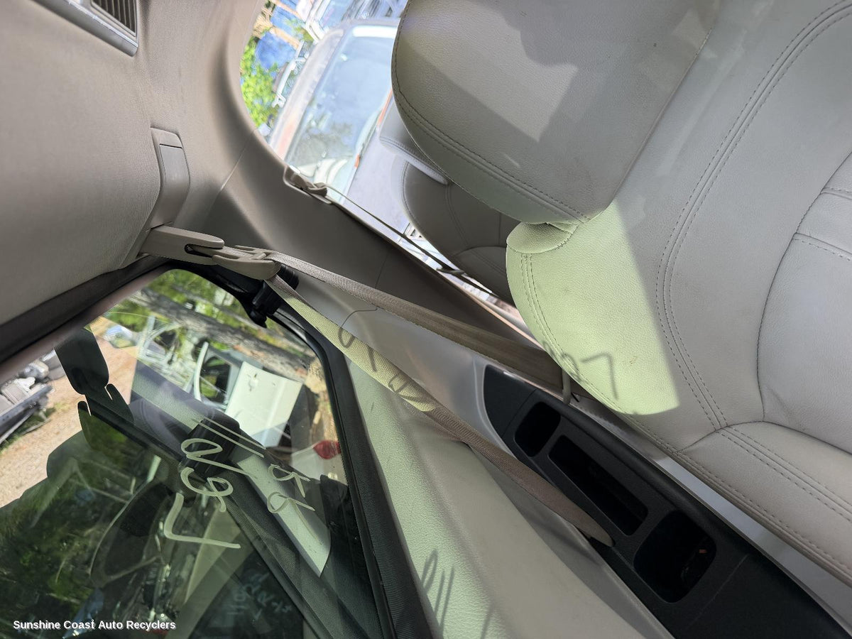 2015-2022 Ldv G10 Seatbelt Stalk