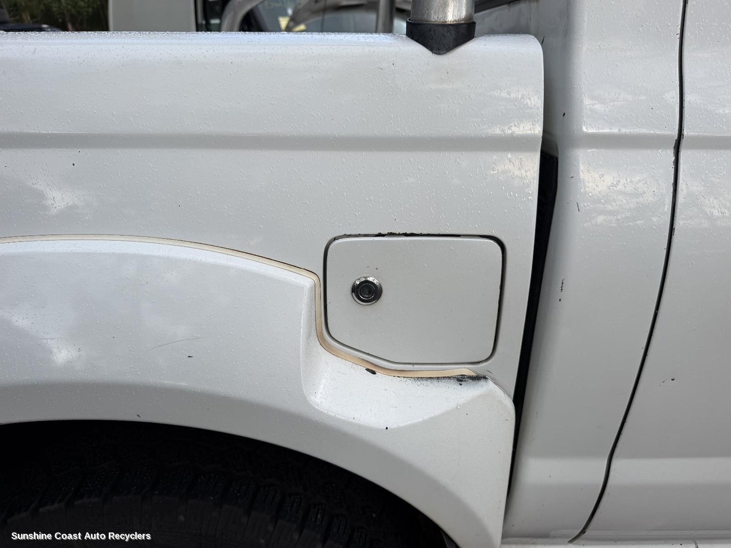 2001-2015 Nissan Navara Fuel Door   Filler