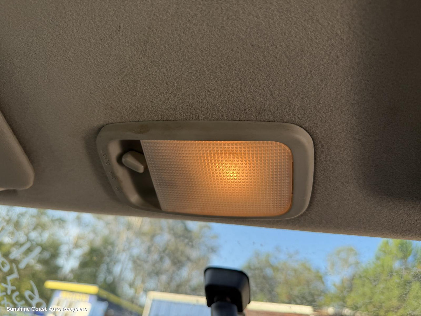 2005-2011 Toyota Hilux Courtesy Light