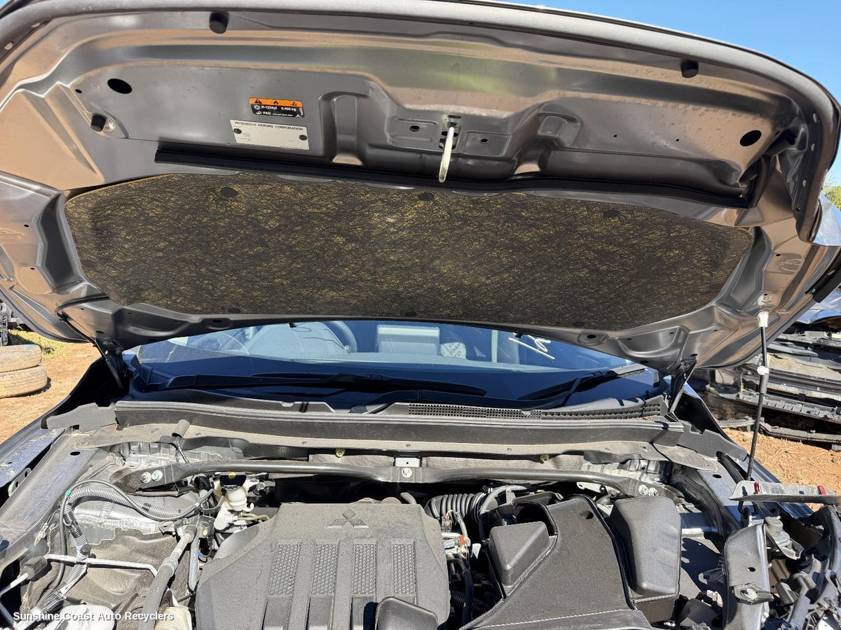 2017-2026 Mitsubishi Eclipse Cross Plenum Chamber