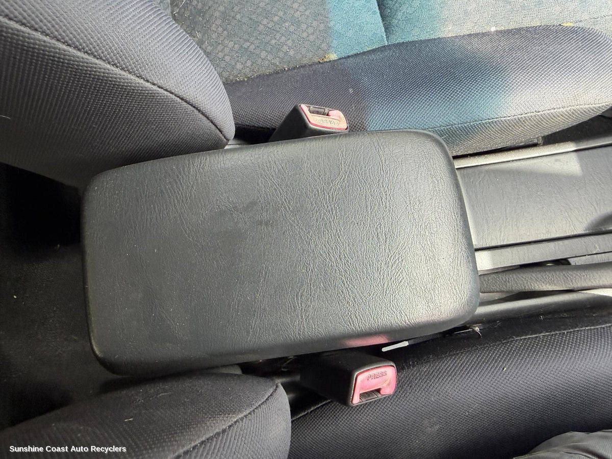 2001-2007 Toyota Corolla Console
