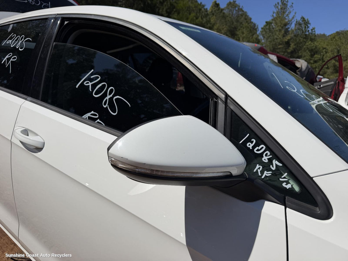 2012-2017 Volkswagen Golf Right Door Mirror
