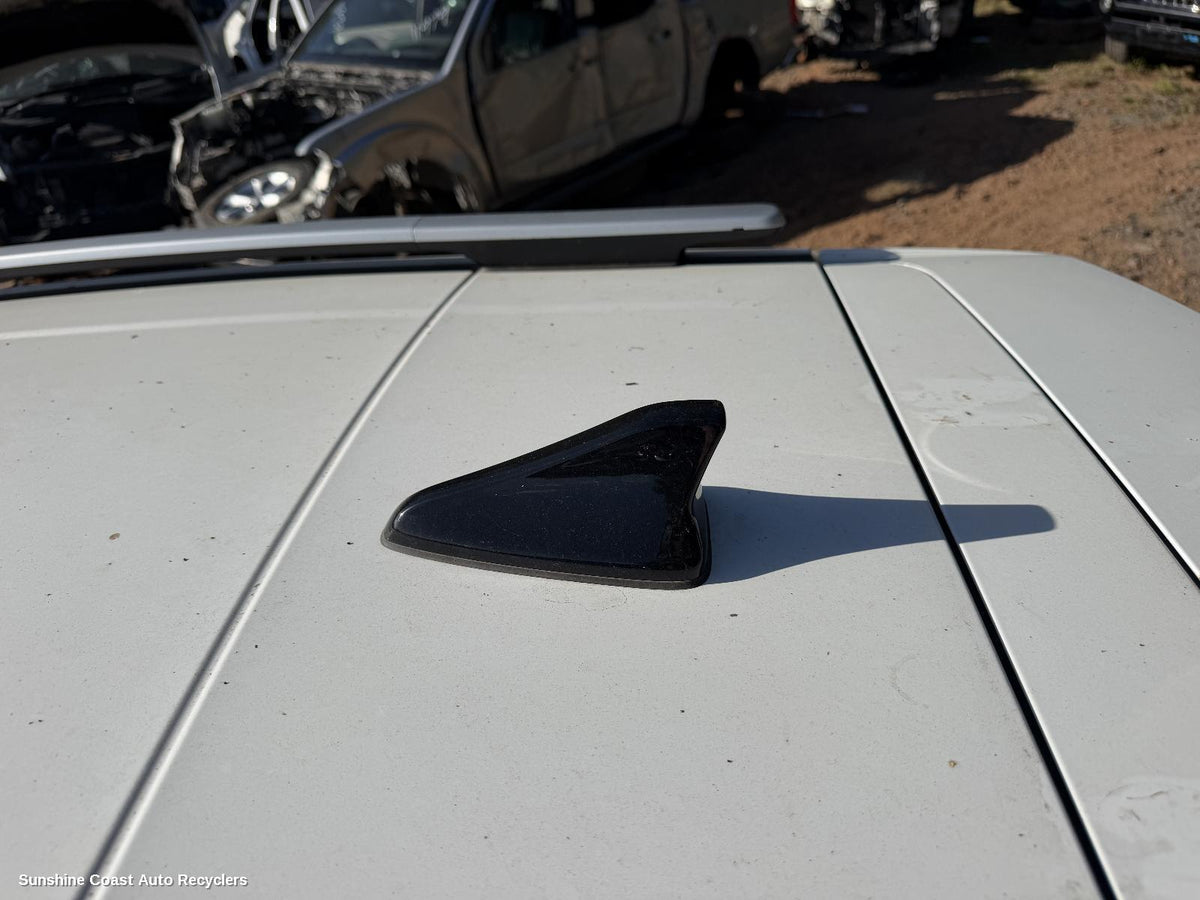 2020-2026 Kia Stonic Antenna