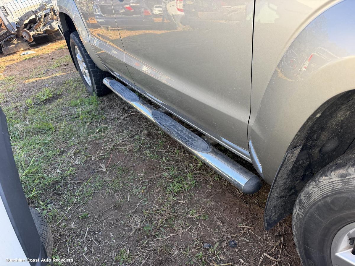 2010-2022 Volkswagen Amarok Side Step Skirt