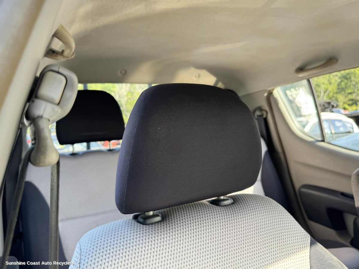 2006-2009 Mitsubishi Triton Headrest