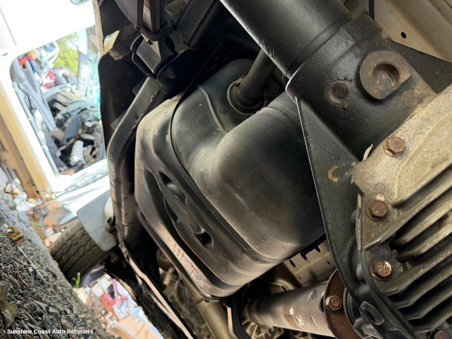 2005-2015 Nissan Navara Fuel Tank