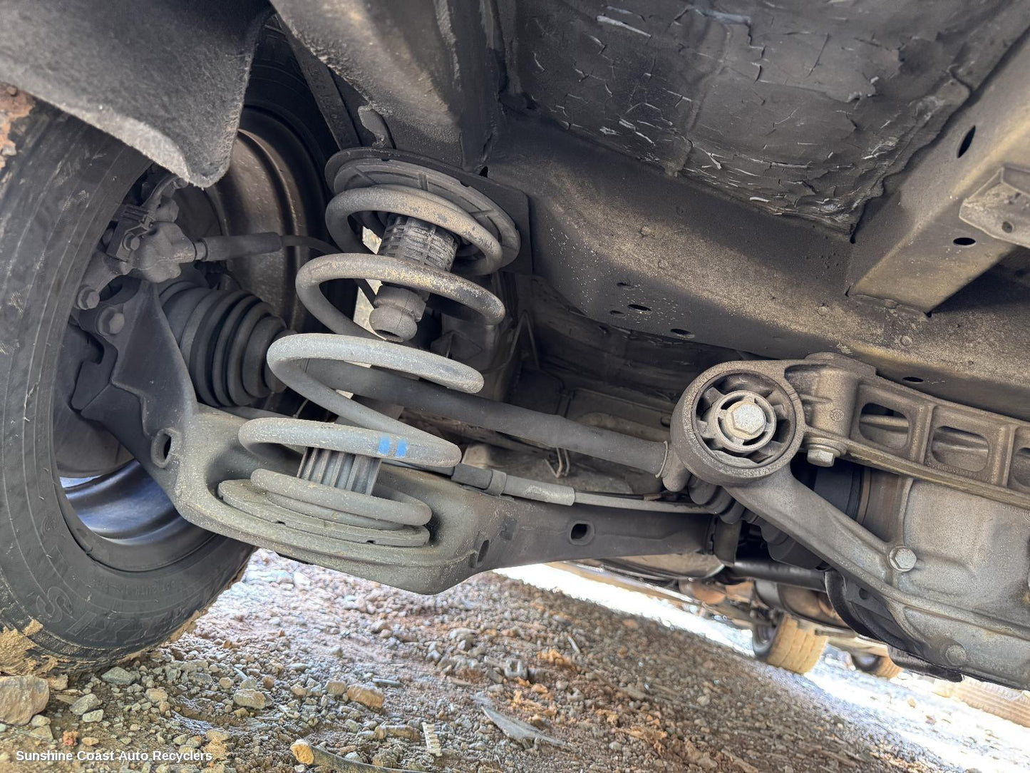 2013 Mercedes Vito Left Driveshaft