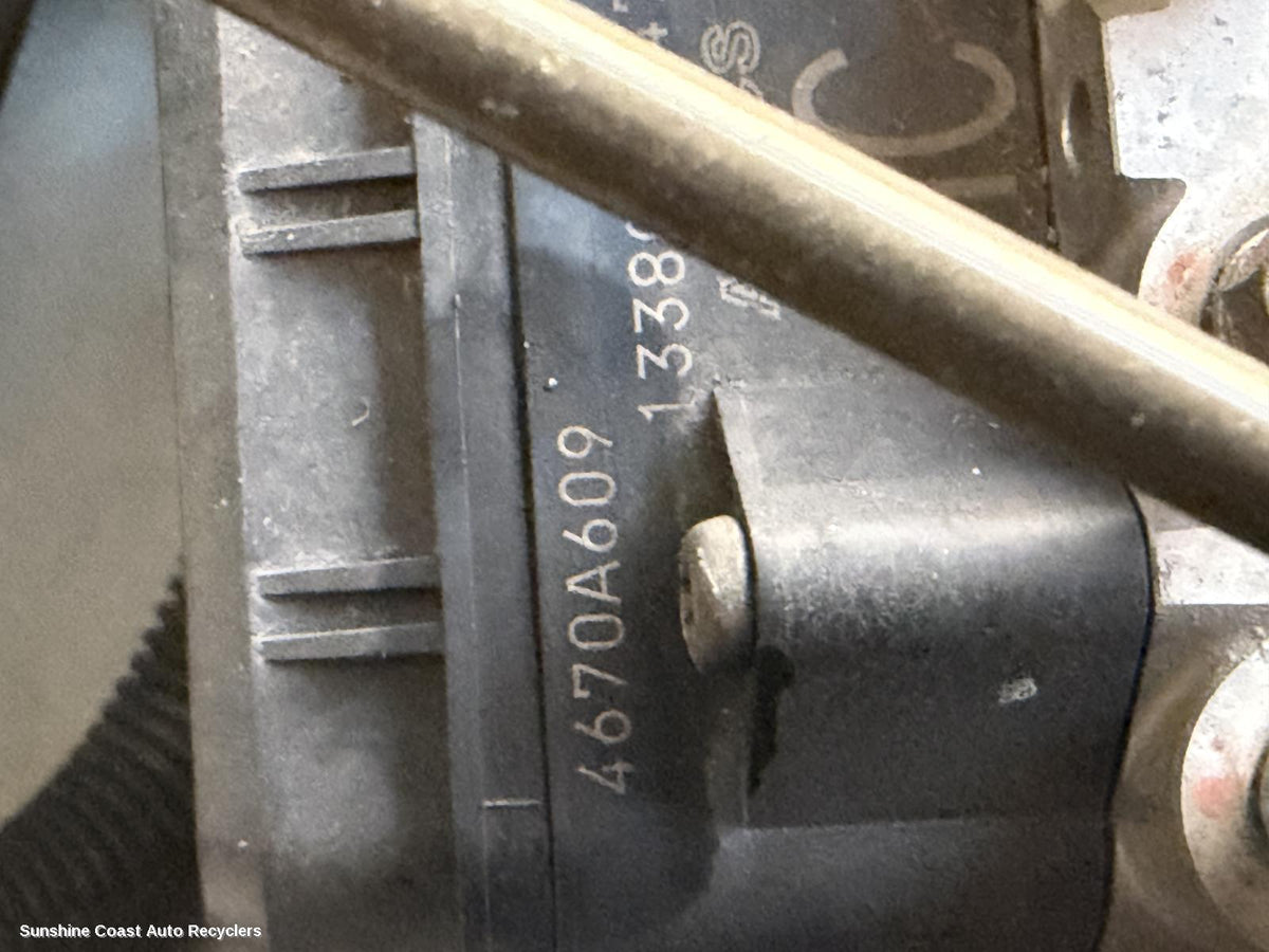 2009-2015 Mitsubishi Triton Abs Pump Modulator