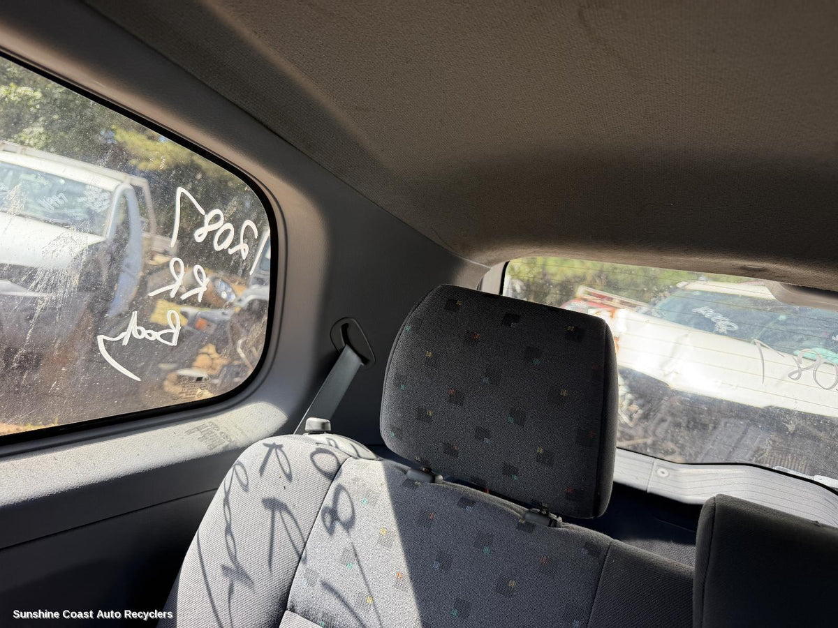 2002-2005 Hyundai Getz Headrest