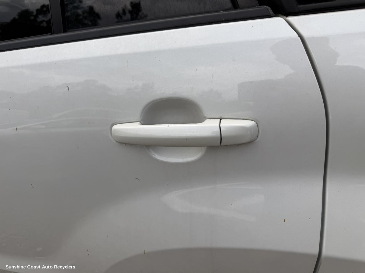 2005-2018 Suzuki Vitara Door Handle