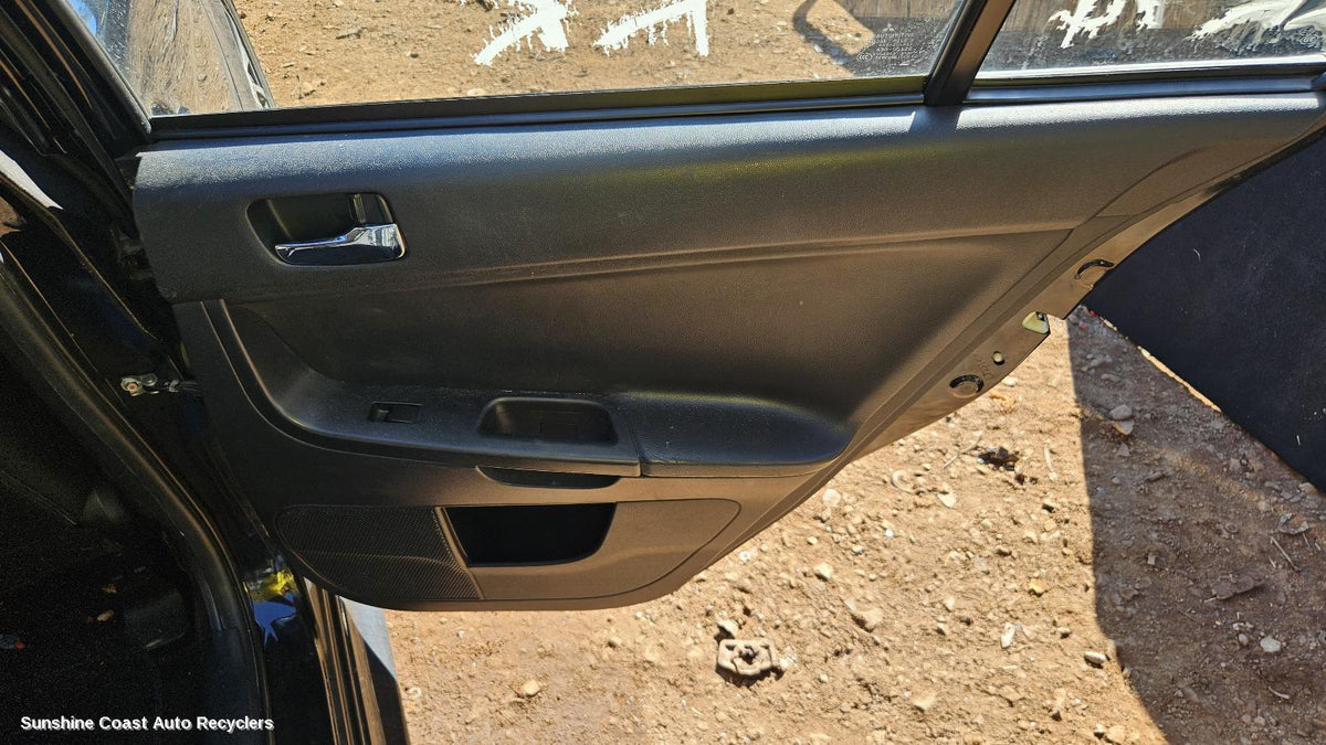 2007-2015 Mitsubishi Lancer Door Handle