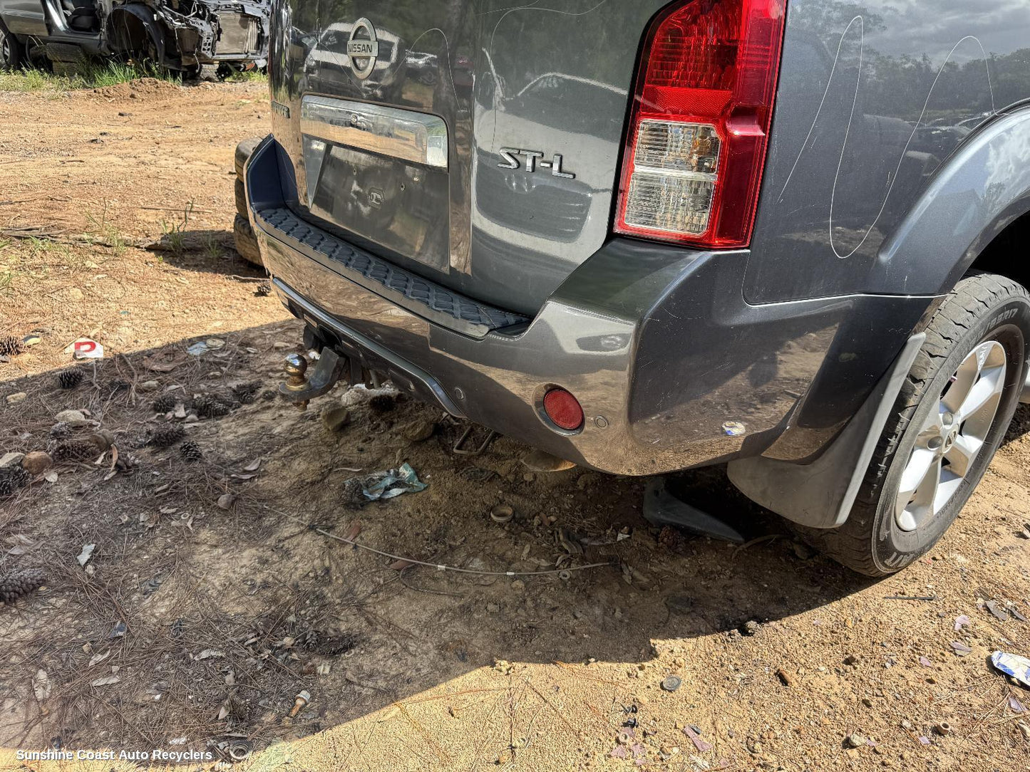 2012 Nissan Pathfinder Towbar