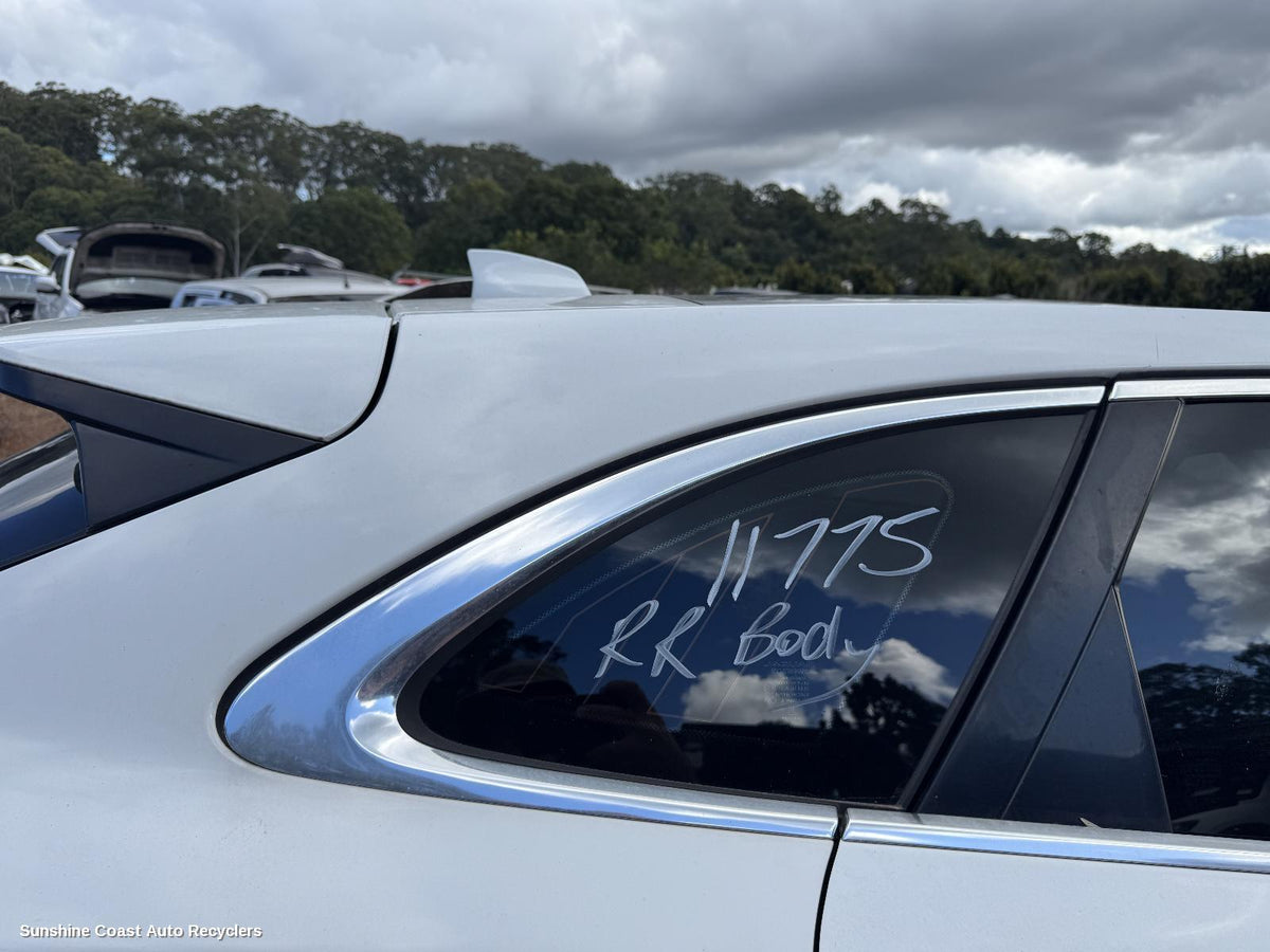 2016-2025 Jaguar F Pace Right Rear Side Glass