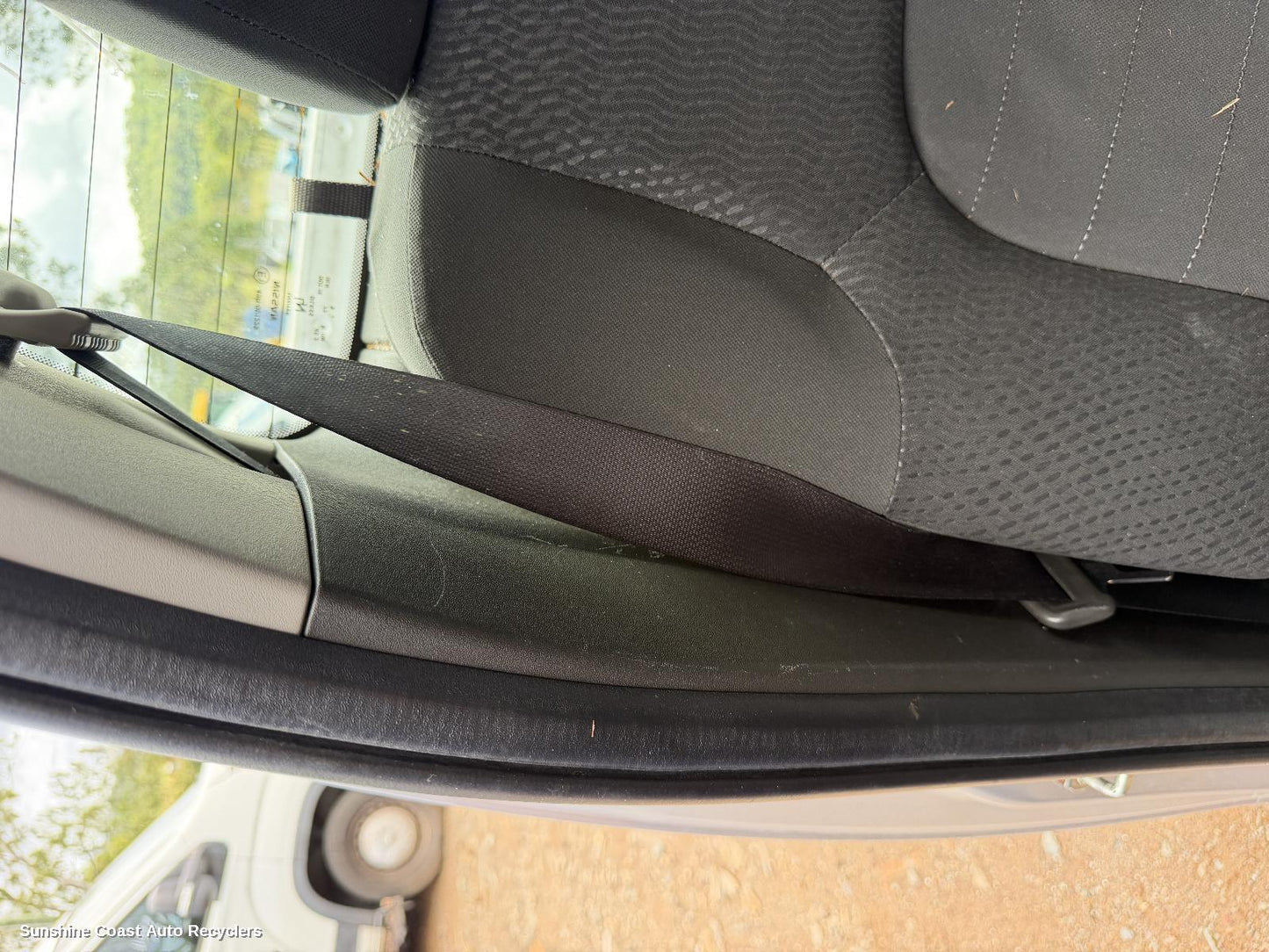 2008-2015 Nissan Navara Seatbelt Stalk