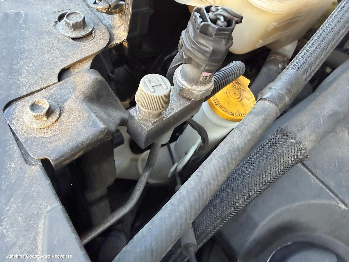 2007-2009 Mazda Cx9 Washer Bottle