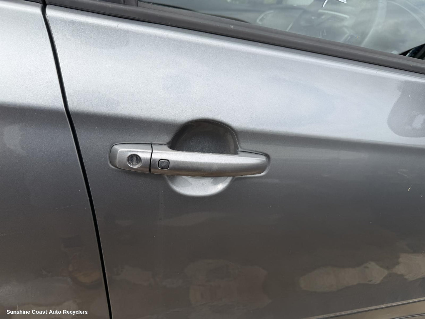 2014 Suzuki S-cross Door Handle