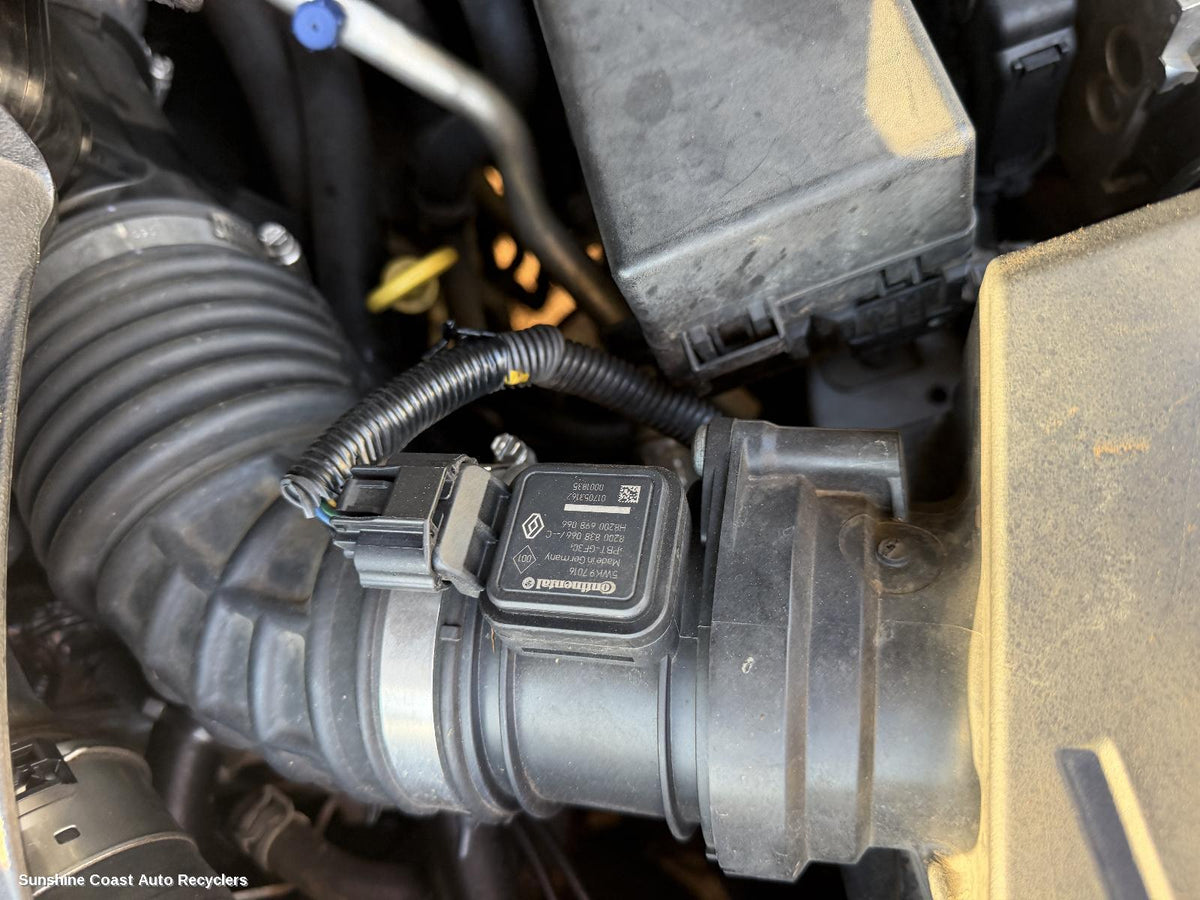 2010-2015 Nissan Navara Air Cleaner Duct Hos