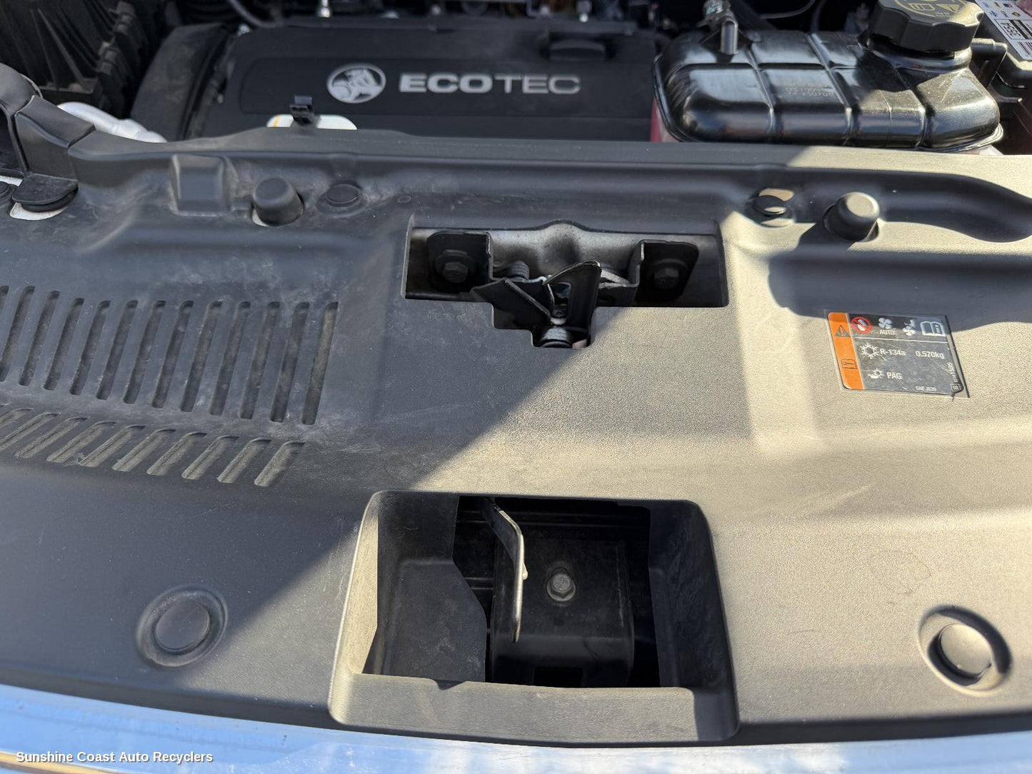 2013-2016 Holden Trax Bonnet Lock Support