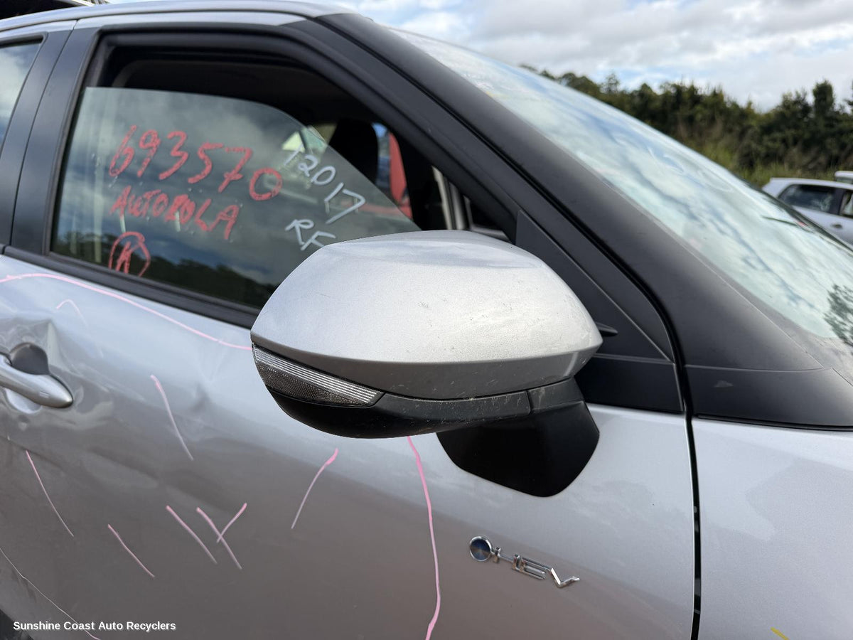 2020-2026 Toyota Yaris Cross Right Door Mirror